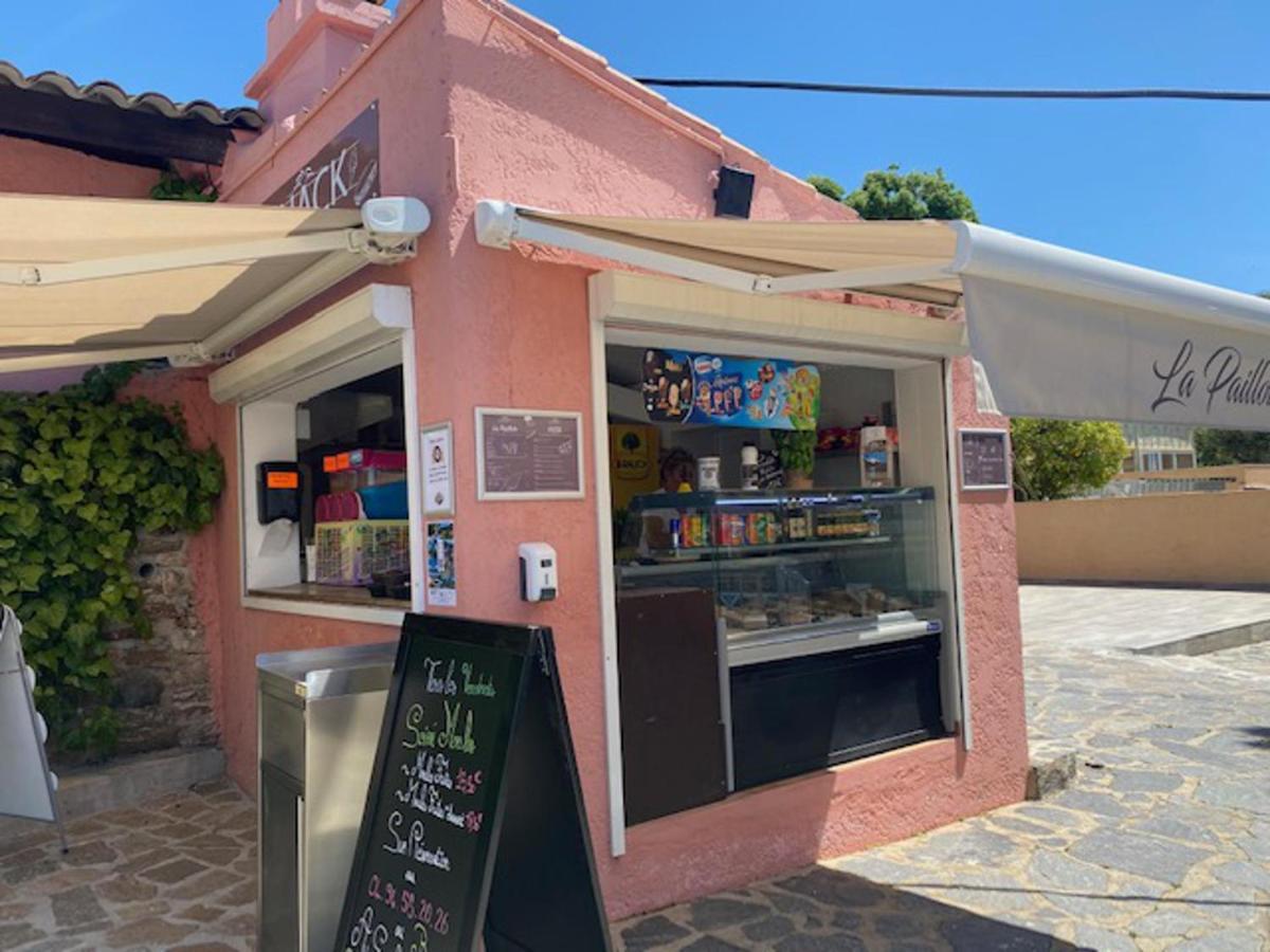 Lovely And Friendly Mobile Home In Gassin France エクステリア 写真